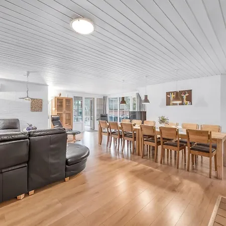 Dom wakacyjny Aagot - 1-7km From The Sea By Interhome *