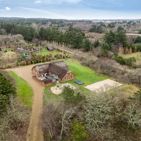 Dom wakacyjny Aagot - 1-7km From The Sea By Interhome *