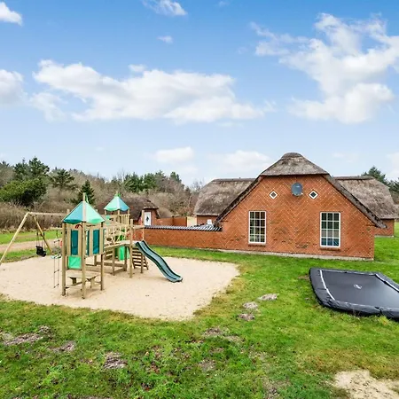 Vakantiehuis Aagot - 1-7km From The Sea By Interhome *